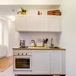 Centre - Sanctuaire Et Grotte Apartment